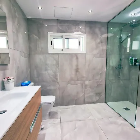 Bungalow Bellavista 13 - 3 Bed/2 Bath - 1 Toilet - Communal Pool - Wifi - アパート *