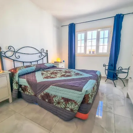Bungalow Bellavista 13 - 3 Bed/2 Bath - 1 Toilet - Communal Pool - Wifi - アパート